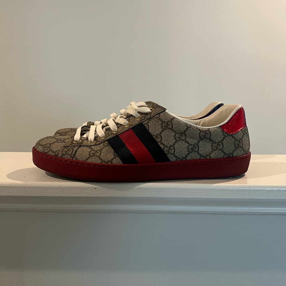 Gucci Beige and Red Sneakers